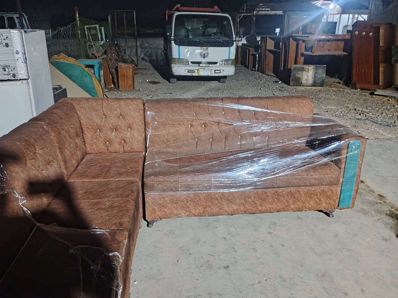 دواوين باله ١١مقعد الواحد سعر الواحد ٢٢٥غفل الشراي يتصل واكو توصيل
          ***********
