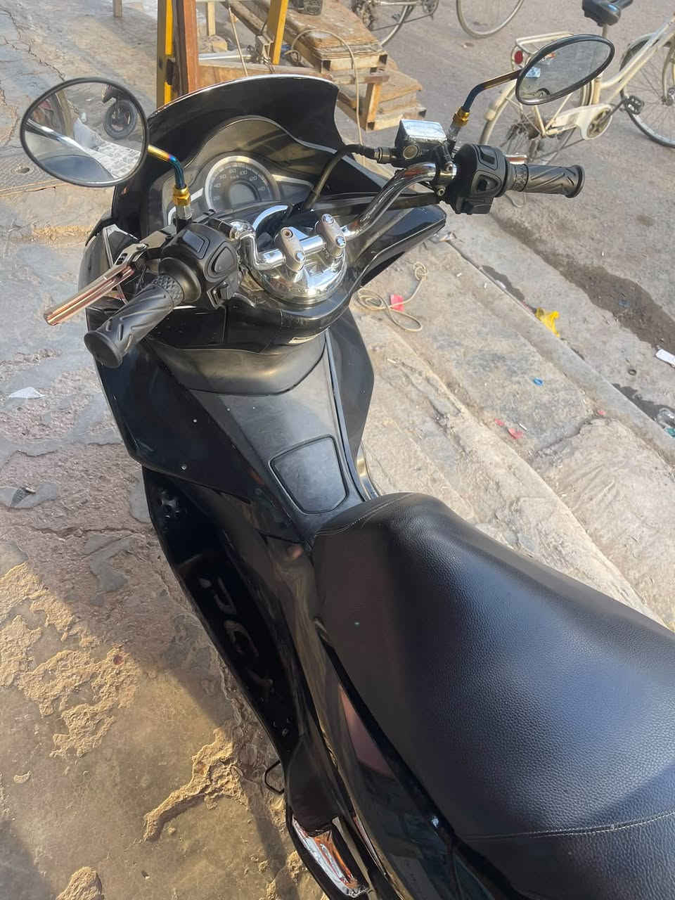 PCX • ١٢٥ • ٢٠١٤