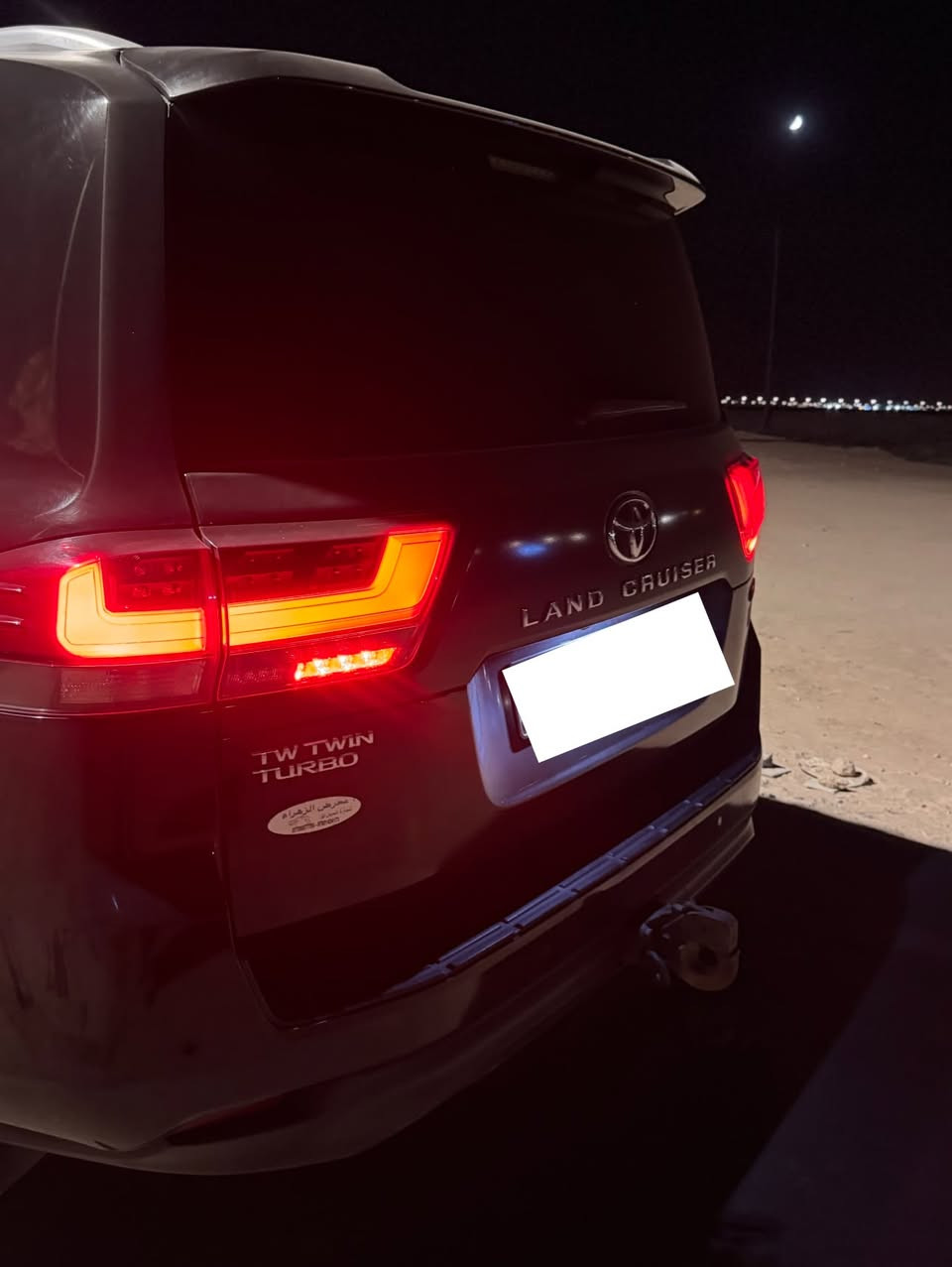 سلام عليكم لاند كروز مديل 2023 كاز تون تيربو فول مواصفات G XR سياره مكفوله احلى من صور مغلفه نانو حماية اصلي بي ضمان تحكم ستيرن فتحة بانوراما 3 شاشات تطبيق رقم اربيل 
سعر  625 ست شداد وربع
مكلف بل نشر مكان بصرة ***********
