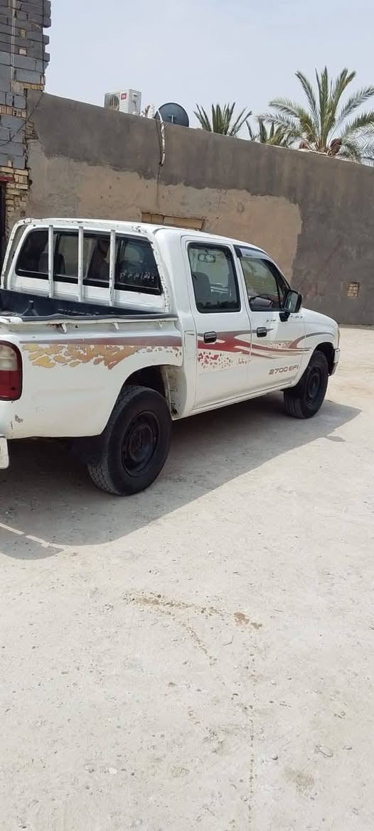 اعاده نشر بسبب الوعود الكاذبة تيوتا موديل 2000 السعر30 كسر  ورقه مستعجل عل بيعتها محتاج مامتواجد فيس اتصال خط او واتساب ‏‪***********‬‏
