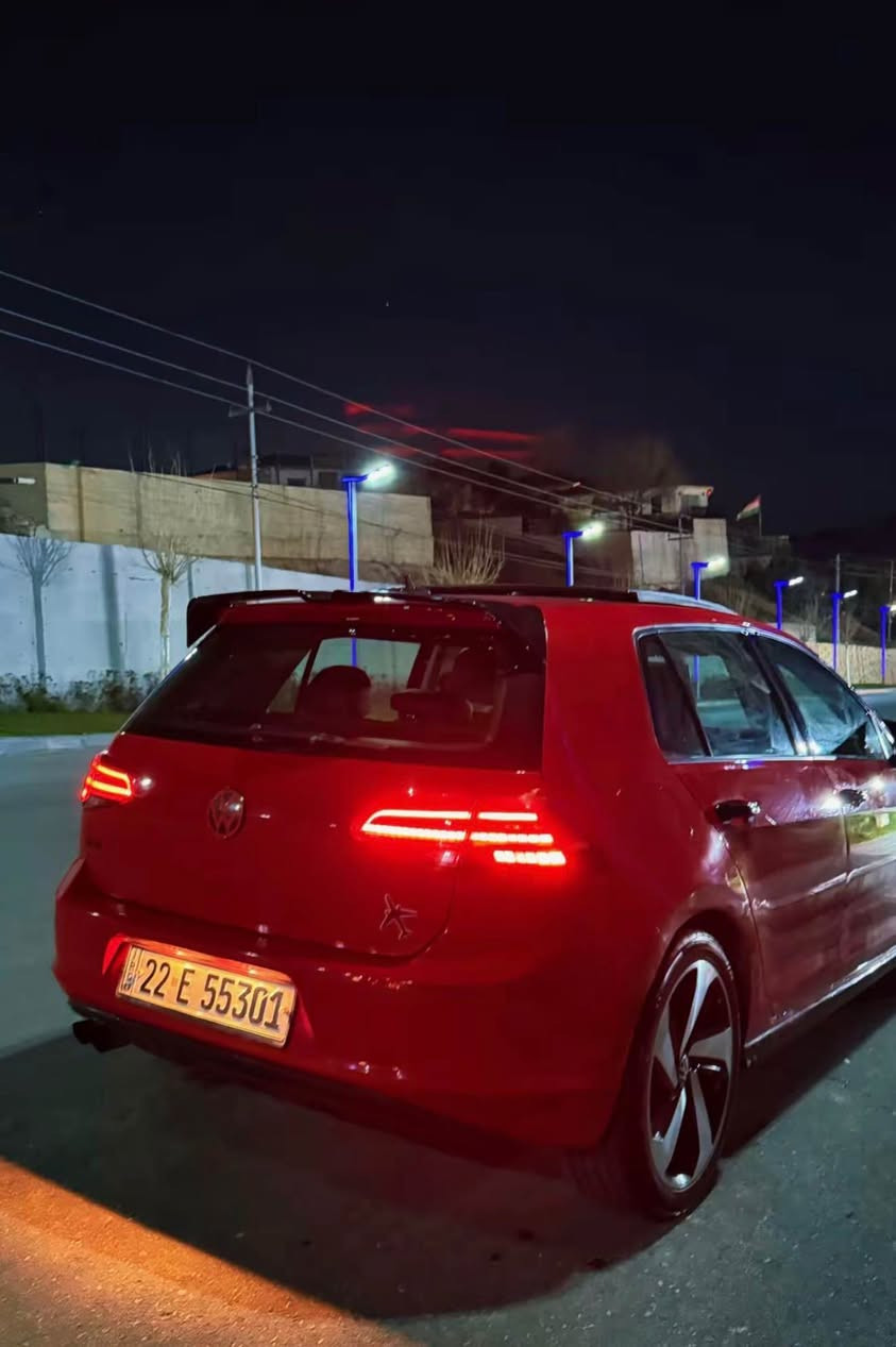 سەرەتا بەناوی خوا گەورە 
گۆڵف TSI 18 turbo 2017  
مواسەفات فول فول 
بەسمە
پانۆراما 
کوشن جلد 
شاشە گەورە 
کامێرا  
کوشن هیتەر 
دەرگا بەسمە 
دەبڵ گێڕ تۆماتیک عادی 
شوتەی سپۆرتی
بلاجکتۆر 
لایت عەدەسە 
لایت ئۆتۆ
ئۆتۆ ستۆپ 
تحدید سرعە
‏‎سوكان ڤۆلیۆم و ئاوێنە ھیتەر
‏‎حەساسی دواوە‏‎
٥ پارجیە سبوخە 
ئیرباگ سیستەم  

‏‎گێڕ و مەكینە بەشەرت نەکراوەتەوە 
تەقەوڕەقەی نیە 

نری١٢٠  ورقە و ماجالێکی کەم 
*********** أربيل, العراق
