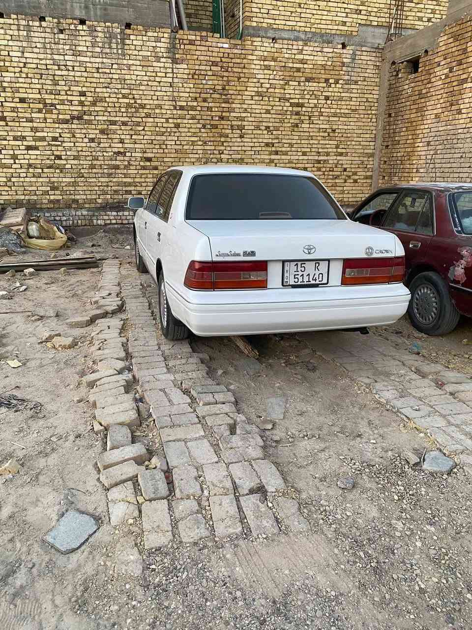 سلام عليكم اخوان سياره راس ثور كفاله من العيب الشرعي سياره ايسر بلاد الشكل السعودي مصبوغه عام جماليه فقط تبريد. ثلج ❄️ حداديه تواير طخم جديد دواخل جديده مدور ثاني يوم رقم إنكليزي. رقم صاحب السياره *********** عنون ناصريه 130 مجال بصيط
