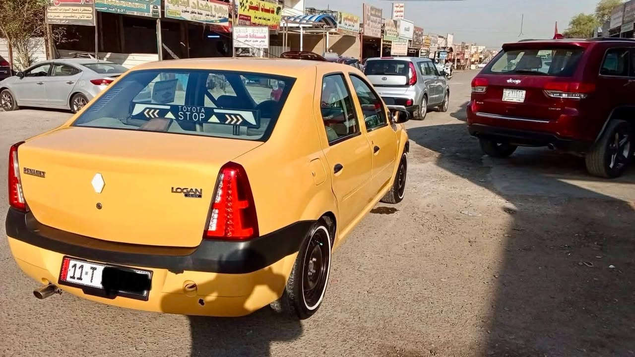 سلام عليكم
رينو لوكان موديل ٢٠٠٩ اصفر كير ومحرك مكفول 
ومصبوغ عام للجماليه السعر ٤٠ ورقه وبيها مجال
مصفر غرامات وهيئه ورقم بغداد انكليزي 
للاستفسار : ***********
