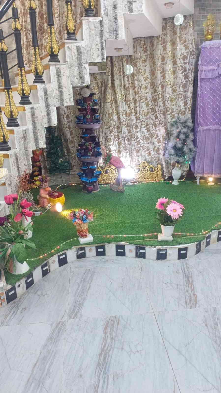 بيت للبيع مساحته 200متر طابقين
العنوان مقابل ملحق قريه الغدير طابو زراعي سند 25قرار محكمه 

للاستفسار الاتصال على الرقم التالي أو مراسله واتساب ***********
