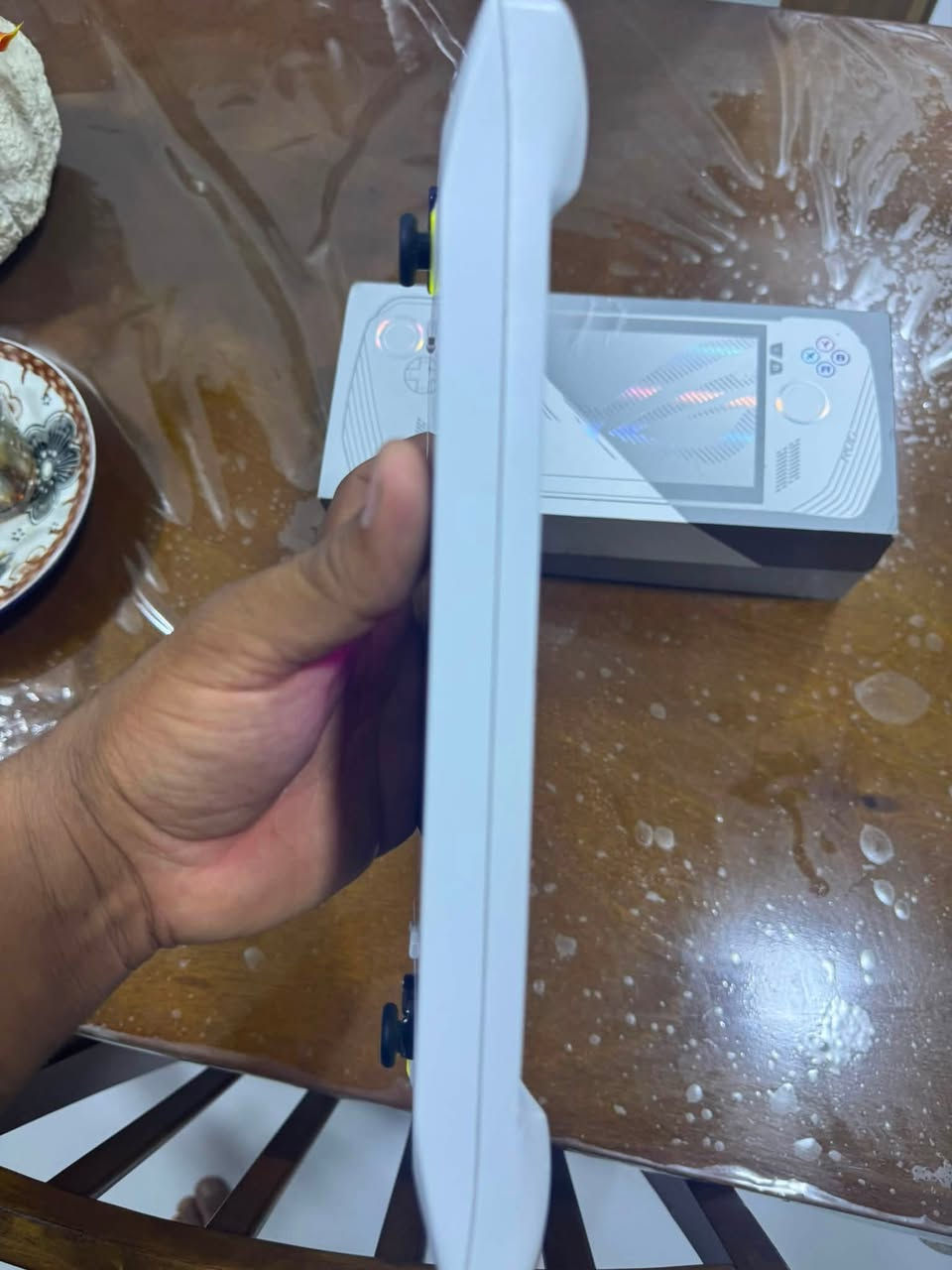 السلام عليكم
جهاز روج الآي z1

جهاز جديد جداً استخدام بسيط 
كامل غراض 
السعر 525 قفل 
المكان بغداد حي الشباب 
للاستفسار اكثر الاتصال على الرقم التالي 
***********
