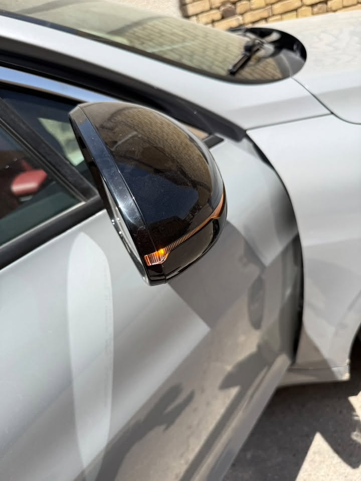 🚗 للبيع كيا K5 موديل 2023 - فئة GT-Line  
لون الاسمنتي المميز 
ماشيه (59 km ) 

( حادثها خلفي جنطه وراجعها نفسها ) وبقيه التفاصيل ب 
السونار وي الصور  

✨ المواصفات:  
-فول الفول ع الاخير 
- محرك قوي وناعم. ( 1.6 ) تيربو  ( افوللها كله محسن ماشايفه العادي 
)  
- قير أوتوماتيك  
- فتحة سقف بانوراما 🌞  
- شاشه وسطية كبيرة + نظام معلومات متطور  
- كاميرا خلفية + حساسات أمامي وخلفي  
- مثبت سرعة + تحكم بالدركسون  
- بصمة تشغيل (تشغيل بدون مفتاح)  
- إضاءة LED أمامية وخلفية  
- جنوط رياضية  
- مرايا كهربائية + طي كهربائي  
- داخلية جلد احمر 
-كشنات كهربائيه 
-كشنات تدفئه تبريد 
‏-AUTO HOLD
‏-DRIVE MODE
- رقمها اربيل 
-نقطه عمياء ب المري + اشاير ب المري 
-لايتات اماي زنون 4 عدسات مو 3 
- 
- بعد بيها مواصفات هواي لان السياره فول مواصفات للاخير 

🛡️ الأمان:  
- نظام مانع انزلاق  
- ABS + ESP  
- وسائد هوائية  
- نظام ثبات  

📌 الحالة:  
 
السياره. خير من الله مصروف عليها ماتحتاج شي 

📍 الموقع: الناصرية  

💰 السعر: ( 185 $ )  بييها مجال بسيطه كلش حك جيه 

📞 للتواصل: ( *********** )  بي واتساب
