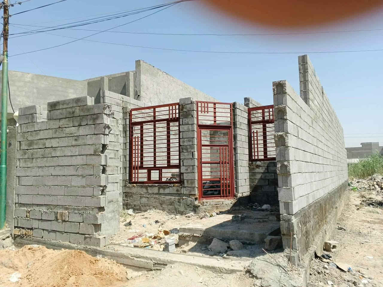 🏠 مشتمل للبيع – فرصة مميزة جدًا 🔥

📍 الموقع: الفلوجة – الشهداء / التوزيع الجديد
📐 المساحة: 125 م²
📏 الواجهة: 6 متر
📏 النزال: 20 متر
🏗️ الحالة: مشتمل هيكل
💧⚡ الخدمات: ماء وكهرباء واصلة
📍 قريب من الشارع العام

💰 السعر: 41 مليون فقط
✨ موقع ممتاز وسعر مناسب للاستثمار والسكن.

📞 للاستفسار والتفاصيل:
***********
واتساب: ***********
