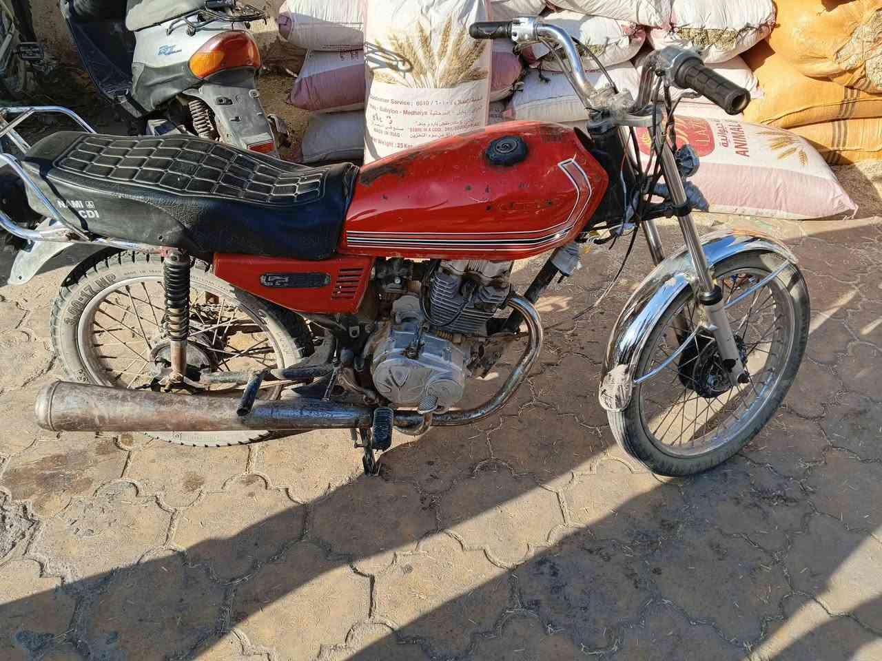 سلام عليكم شباب دراجه للبيع شوفت عينك كلك كلك كلك للبيع 250وبيه مجال هاذ  رقم صاحبه‏‪***********‬‏ هاذ صاحبه
