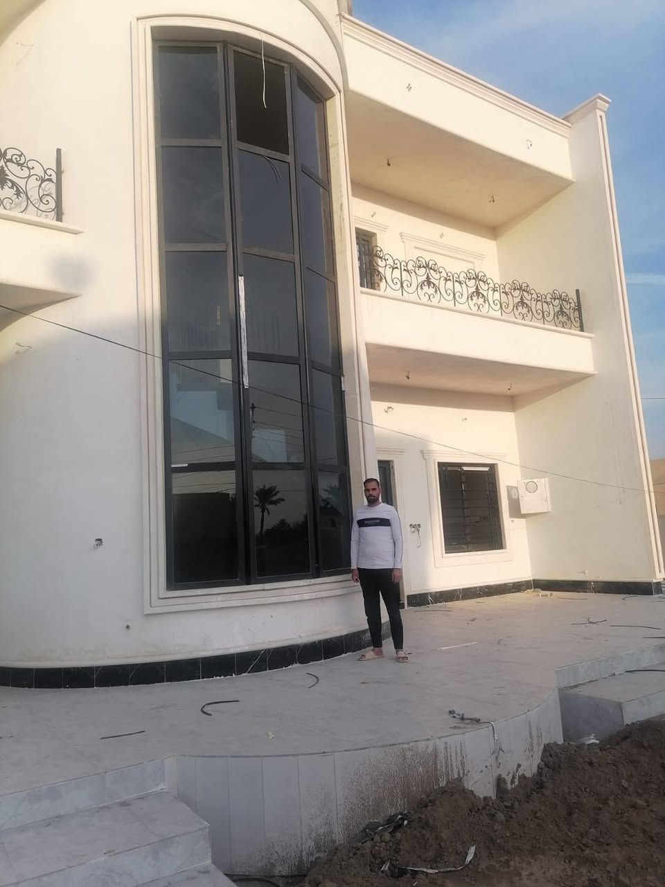المنيوم گولدن هاوس M&S 
ابلاستك و المنيوم 
(مطابخ) (أبواب) (شبابيك) (محجرات) (جام خانات زجاج حراري ضد الكسر)

✨ جودة عالية: استخدام خامات الألمنيوم ذات الجودة العالية لضمان المتانة والجمال.
✨ تصاميم مبتكرة: تصميمات فريدة ومخصصة لتلبية جميع احتياجاتك.
✨ تقنيات حديثة: استخدام أحدث التقنيات في تصنيع وتركيب الألمنيوم لضمان أفضل النتائج.
✨ خدمة عملاء متميزة: فريق دعم محترف جاهز لمساعدتك في كل خطوة.
✨ التزام بالمواعيد: تنفيذ المشاريع في الوقت المحدد دون تأخير.
للاستفسار ***********
