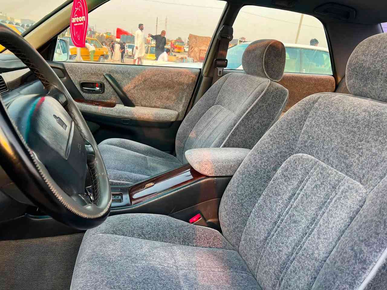 مكلف بالنشر السلام عليكم للبيع راس ثور محزم مكفوله من الكص والنقل والعيب شرعي وضربه مكينه كير حداديه تخم تاير تبريد ثلج سياره جاهزه من كلشي غرفه جديده الف دينار ماذب عليه كهربايات لايت زنون كلشي شغال السعر 100وبيه مجال مكان السياره البصره باقي تفاصيل ع رقم ***********
