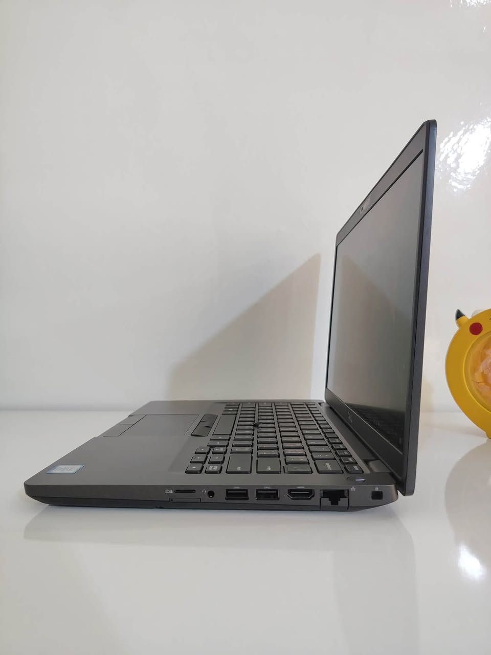 Dell latitude 5401
كوراي 7 جيل تاسع H القويه
ram 8 DDR4  قابل للزيادة
هارد 256 ssd
كارت شاشة داخلي 4 كيكا انتل
حجم شاشة 14 بدقة FHD
كيبورد عربي انكليزي ضوئي
السعر 340 الف

ضمان شهر استبدال في حال وجود اي عطل
تصوير لابتوب  فيديو قبل الارسال

بغداد الامين الثانية- او اربيل شارع سلطان مظفر

*********** واتساب 

ا
