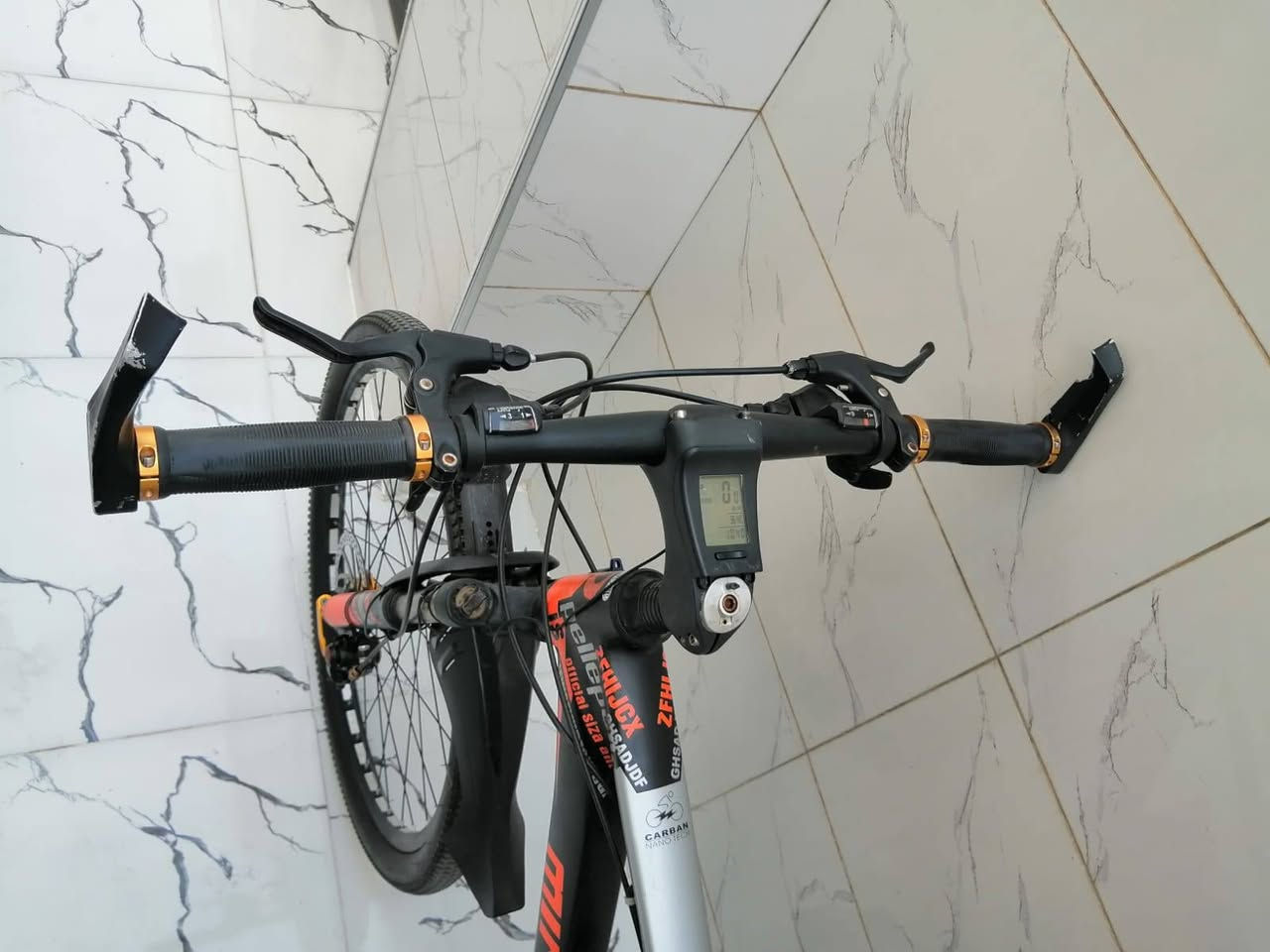 دراجة هوائية جبلي MTB  من ماركة MINGDI مقاس ٢٦

دبل امامي تحكم فتح وقفل

بريكات ديسك

يجي عداد سرعة بالستيرن من الشركة

نضافة 100٪ مابيها اي شخط  

 دراجة كامله مايحتجلها شي مابيها اي عطل

السعر  المطلوب 130 الف

للاستفسار اكثر تواصل مع صاحب الدراجة على الواتساب ***********

اني مكلف بالنشر فقط🌹🌹🌹🌹

✨✨✨✨✨✨✨✨✨✨✨✨✨✨✨✨✨✨✨✨✨

دراجەیەکی پاسکیلـی شاخەوانی MTB لە مارکەی MINGDI، قەبارەی ٢٦.

دوو شۆکبەرەی پێشەوە، کۆنترۆڵی کردنەوە و داخستنی هەیە.

بریکەکانی دیسکن.

عدادی خێرایی لەسەر ستێرین، لەلایەن کۆمپانیاوە دێت.

پاک و خاوێنە ١٠٠٪، هیچ شخطێکی تێدا نییە.

پاسکیلەکە تەواوە و هیچ شتێکی پێویست نییە.

هیچ کێشە و عەیبێکی نییە.

💰 نرخی داواکراو: ١٣٠ هەزار دینار

بۆ زانیاری زیاتر، ڕاستەوخۆ لەگەڵ خاوەنی پاسکیلەکە لە واتسئاپ پەیوەندی بکەن: ***********

من تەنها بەرپرسیارم لە بڵاوکردنەوەی ئاگهییەکە 🌹🌹🌹🌹
