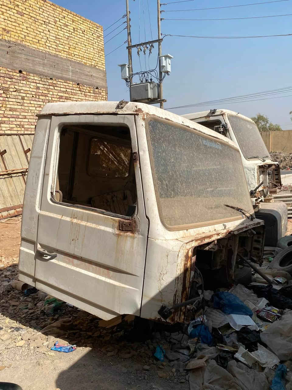 للبيع قماير سكانية 112 عدد 2 دشبول  دور 
العنوان : الديوانية (( ثنينهن بـ مليون ونص ))
الرقم : ***********
