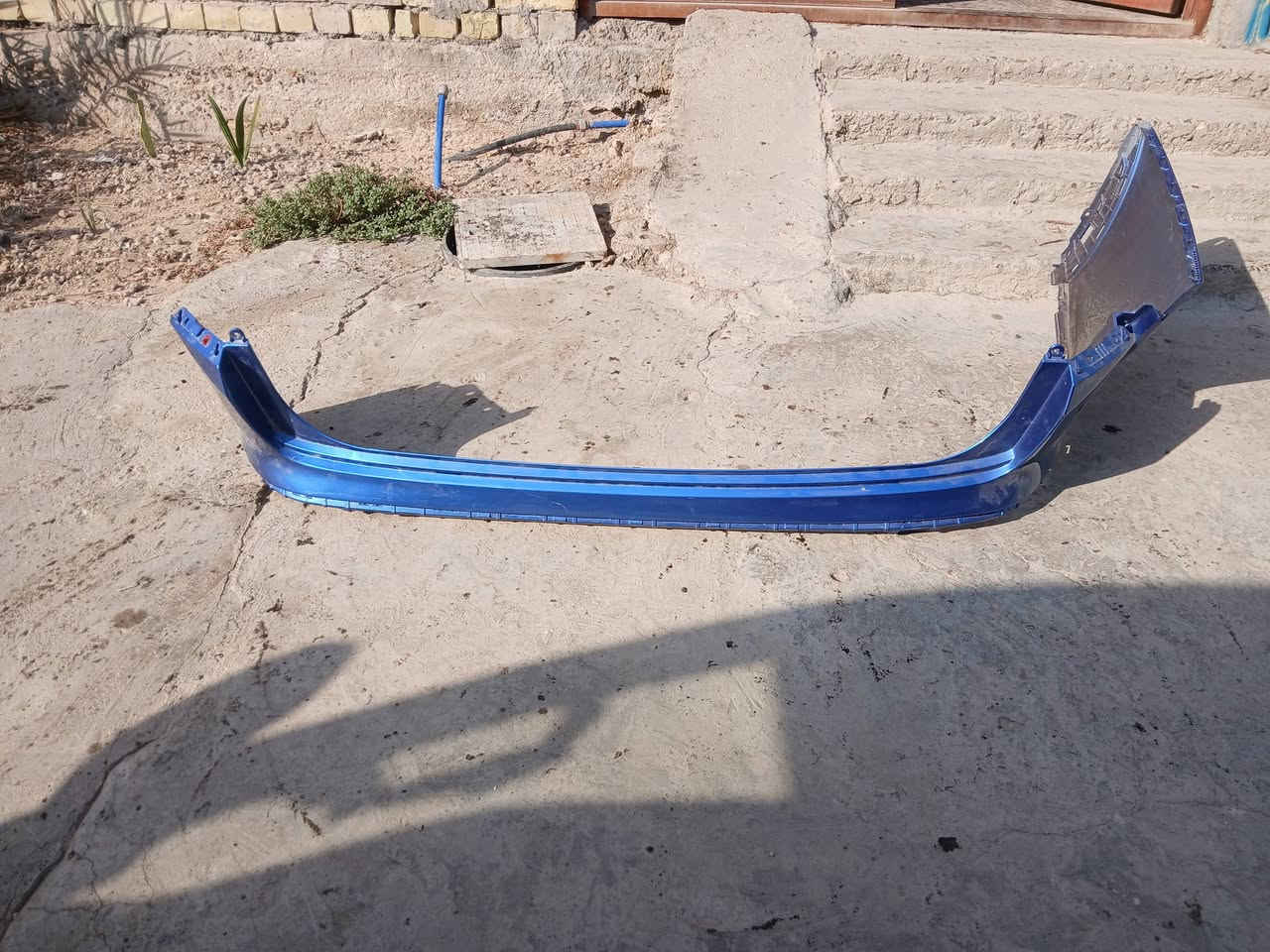 سلام عليكم دعامية كيا فور للبيع *********** المكان الشعب
