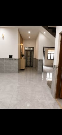 دار للبيع منطقه التقيه الثانيه قرب مجمع السلام السكني  بناء حديث اقل ا...