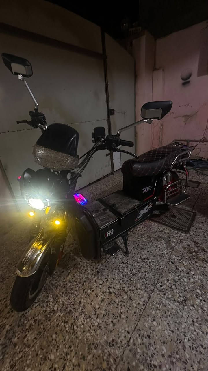 السلام عليكم 
موطور جبلي ٢٠٢٤
موطور نضيف
اشاره يمنه ويسره🔜🔙 + دبل اشاره
بريك خلفي
لايت عالي وناصي أبيض و اصفر
نضام البك R
مثبت سرعه
اربع سرع
البطاريات نص عمر
سعر ٤٥٠ وبي مجال
***********
