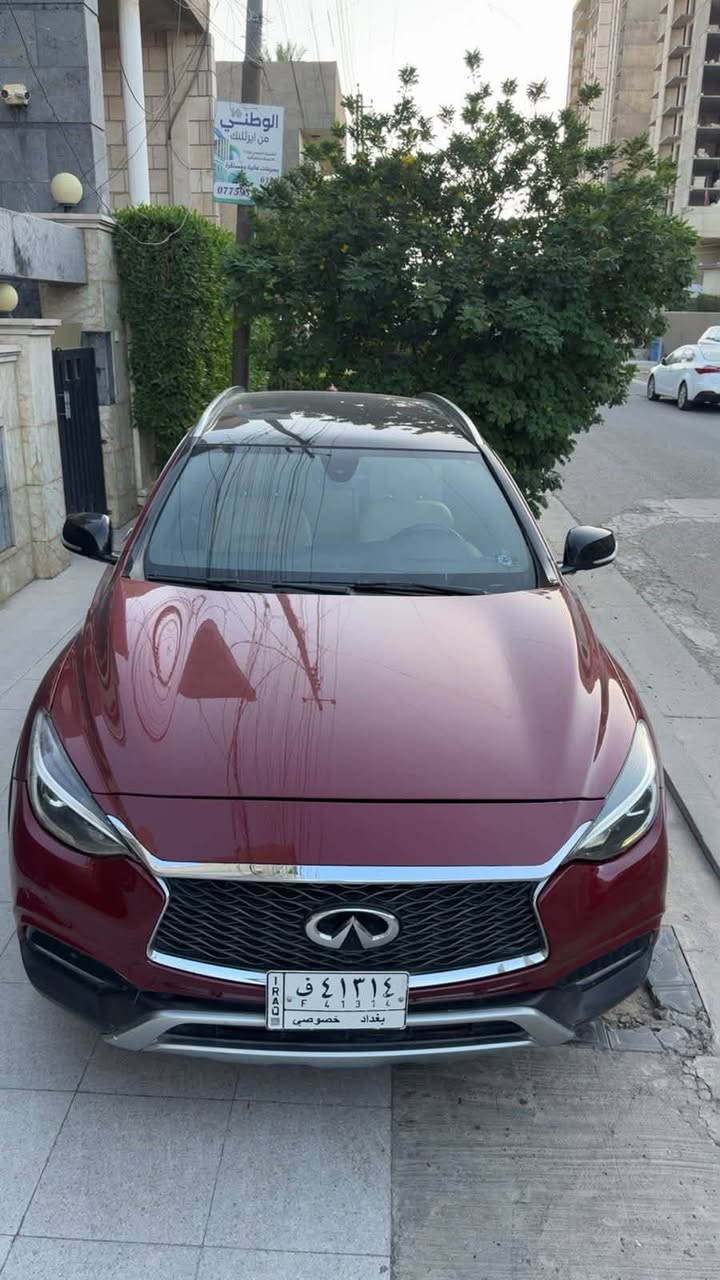 انفنتي   qx30
سياره معروفه مواصفاتها 

حادث بل منشور 

بيها صبغ بنيد وجاملغ وباب فقط السياره حلوه ومناسبه 

كير محرك تبريد سياره مابيها نقص رقم بغداد بسمي 

مكاني بغداد حي العدل *********** 

السعر 130$ بيها مجال
