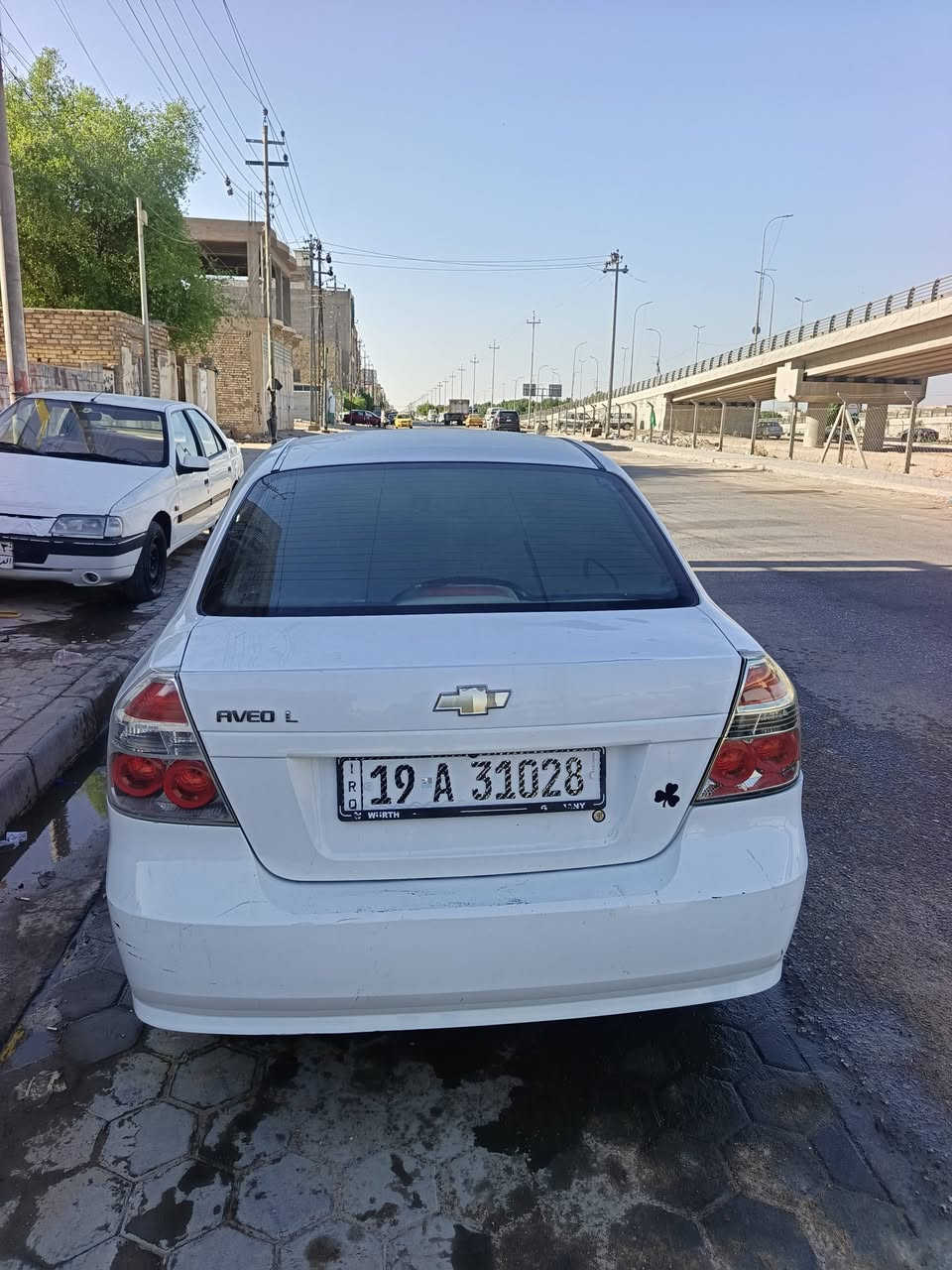 يا لله سيارة افيو موديل 11للبيع سيارة جاهزه من كلشي بيه قطعتين صبغ سيارة جديده مكان سيارة النجف الاشرف  السعر 62سيارة اتماتكي مفتوح  ***********
