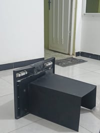 مفرغ • مكان كوت • قابل تفاوض