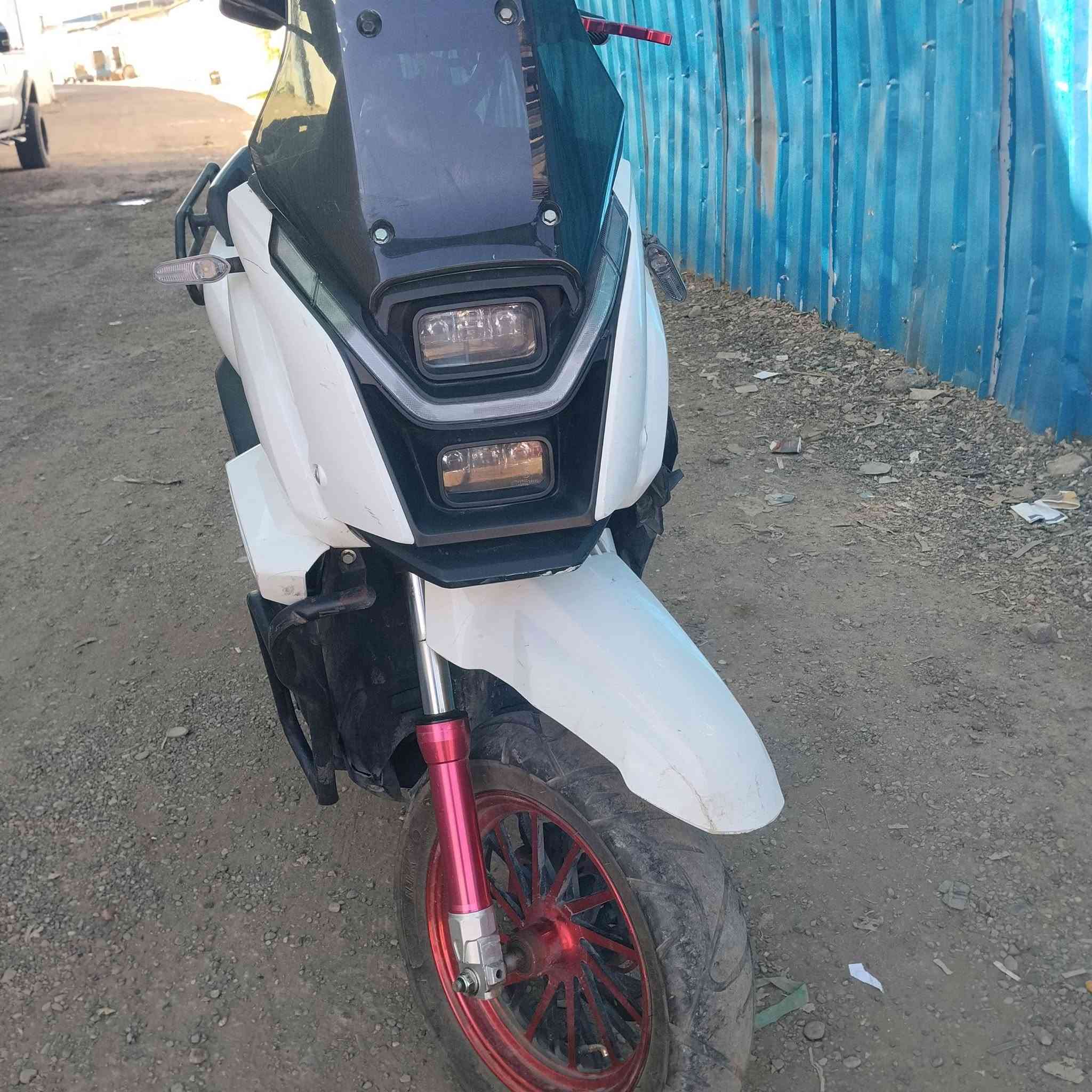 دراجة اباجي • ٣ سرعات • حادث