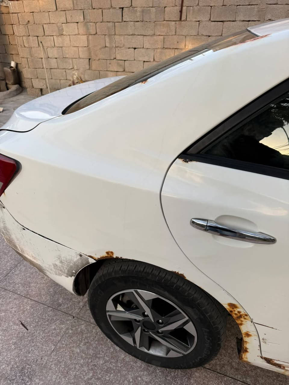 السلام عليكم 
‏سيارة سايبا اريو للبيع 
‏مكينة كير تبريد حداده كفاله 
‏مكينتة 1600 vvt بلاد 
‏البدي شوف العين بي الملاحضات 
السعر 45 وبي مجال 
‏مكان السيارة البصرة ابي الخصيب 
‏للاستفسار على الرقم ***********

