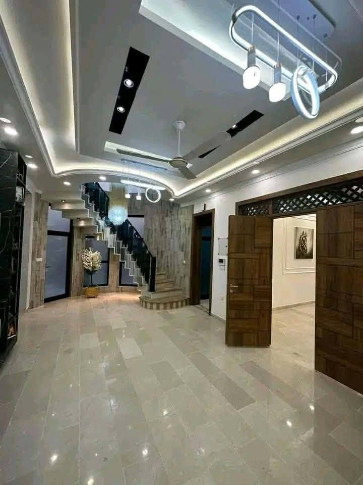 شركة الثقة للعقارات والمقاولات العامة 🔥
🏡 ابنِ بيت أحلامك ويانه وبكل ثقة!
تعلن شركة الثقة عن استعدادها لبناء الدور السكنية والمشاريع العقارية بأفضل التصاميم والمواد الهندسية.
✅ نظام النقد: بناء حسب الاتفاق وبأفضل المواصفات.
✅ نظام القسط: متوفر عن طريق الماستر كارد أو الضمانات الأخرى حسب الاتفاق والشروط.
💯 الجودة والمصداقية شعارنا، ونسعى نقدم لكم أفضل الحلول في البناء.
📞 للاستفسار والتفاصيل:
***********
✨ شركة الثقة... نبني ثقتك قبل بيتك! 🏠
