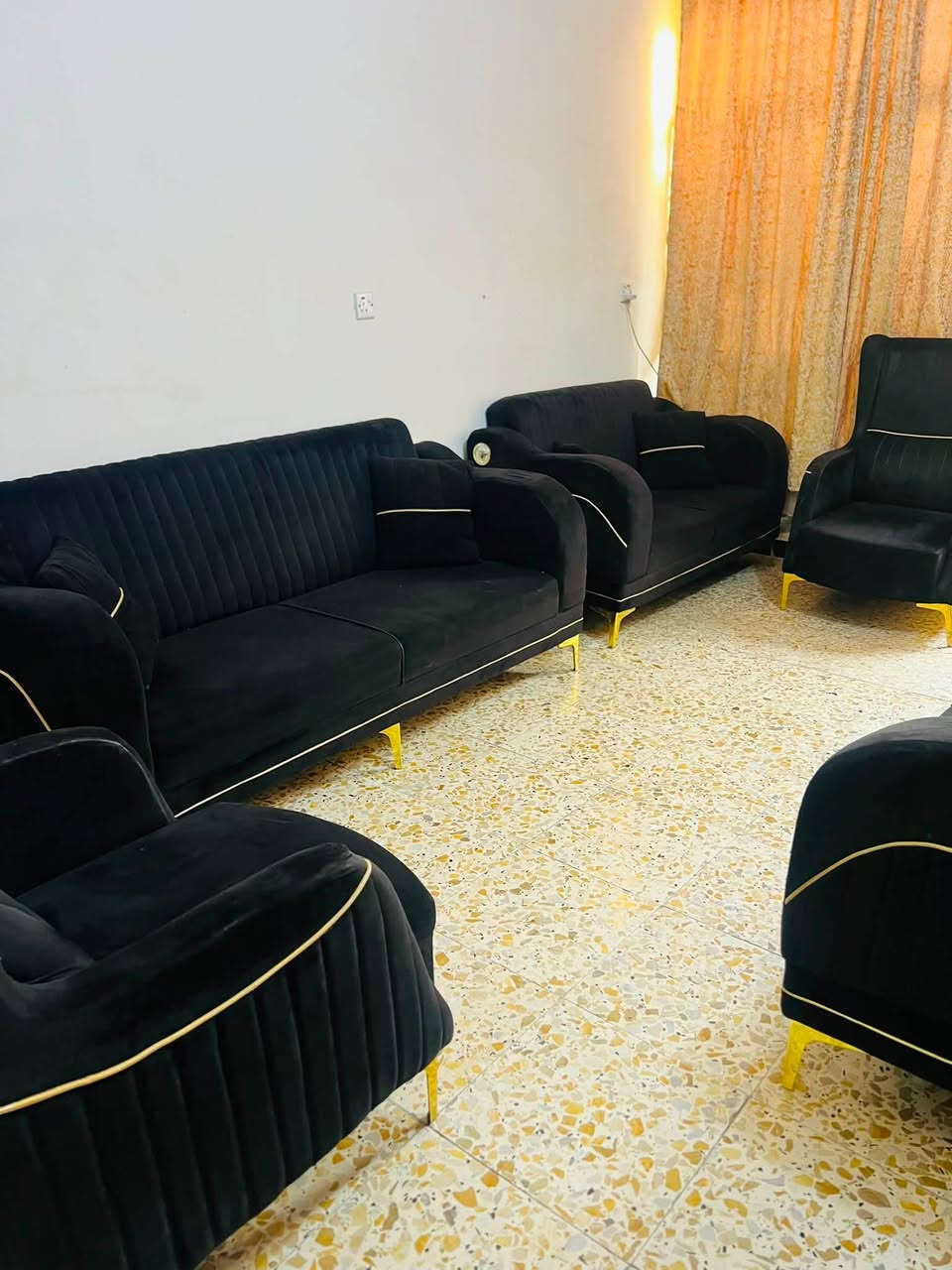 سلام عليكم تخم نضيف بدون اي ضرر مكان مدينة الصدر سعره ٣٠٠واتساب***********
