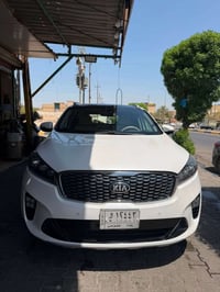 سورنتو ٢٠١٩ • بدون حادث • فل مواصفات
