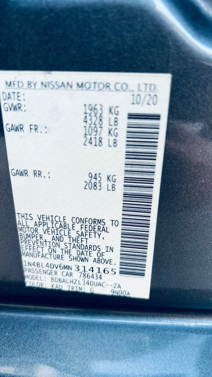 Altima 21 SV plass
فقط بوند صبخ بدون دواخل بدون شاصي
رقم شاصي موجود 
حادص خفيف
72 mail ماشي
كير محرك بشرط بدون 
سياره بدون نقص 
كلشي جديد 
عنوان كلار 
***********
