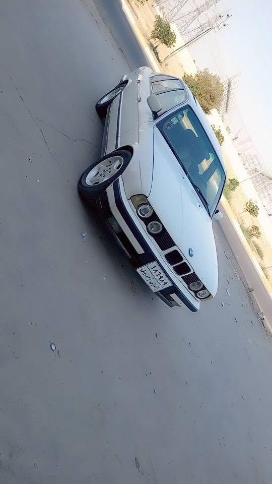 بيئيم به ناو ناكريت به ئه وليات حدز كيشه ي مه ده ني به شه رت موديل ١٩٩٠قه بات موسفات مه كينه 525توماتيك سلايت ٤جام كاره باي ته بريد سارد كه رم ٤تايه ي لوك تازه به ستراوه بشت بيشي كه بسه براوه وه كران به شه رت ده حامي بو ده حامي به شه رت كشت كاره باي به شه رت شوين هه ولير سحر ٣٤مه جال *********** أربيل, العراق
