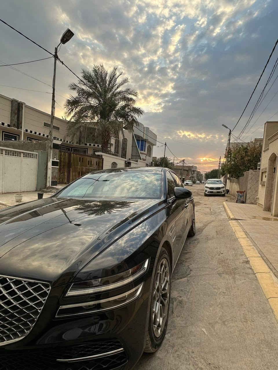 السلام عليكم 
Genesis g80 للبيع 
موديل2022السيارة اربعة سلندر تيربو 
اعلى مواصفات بالجنسز 
تبريد و تدفئة المقاعد  امامية
 تدفئة مقاعد خلفية
 مساج للسائق 
مساعد للقيادة
تتقدم و ترجع بالسويج
رادارات امامية خلفية 
كامرات 360 درجة
تحديد مسار 
نظام امان الحزام يلزم عليك و توكف السيارة وحده اذا جنت تمشي سريع و كدامك شي 

السيارة كلش حلوه و نظيفة و بعد احلى من الصور كاملة من كل النواحي 
ضربته قبق بانزين حادثهه سطحي بدون دواخل    
*********** او ***********
مكاني بابل المركز
