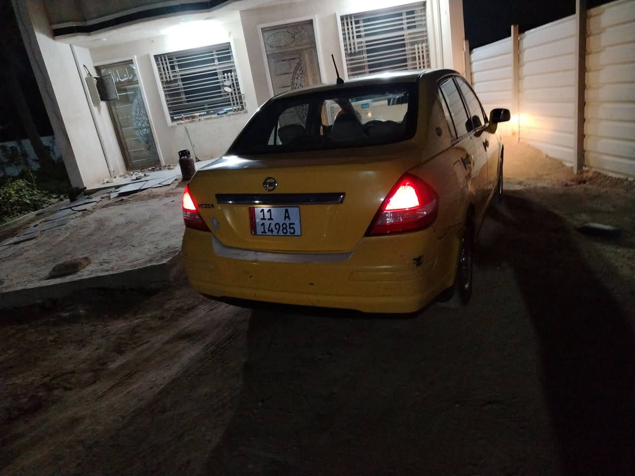 نيسان فيرسا 2010 للبيع او مراوس حسب القناعة السيارة باسمي مناقصهه اي شي السعر 53 وبيهة مجال حك الجية مكاني بغداد ***********
