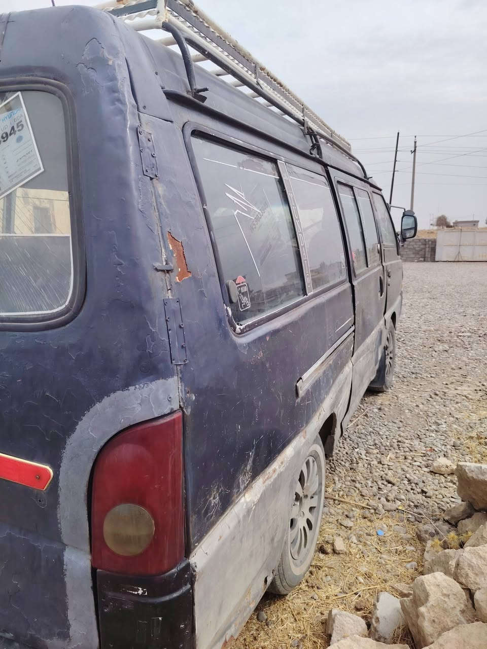 السلام عليكم 
كيا هونداي موديل 1996 شغاله كامل محرك ماانطي بي شرط اوراق اصولية كاملة الكيا مثل ماموضحه بالصور شراي اتصل ***********
