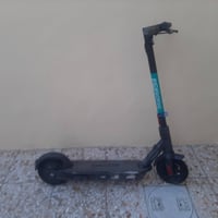 سكوتر شحن • ٤٨ فولت • ٢٠ كم/شحنة