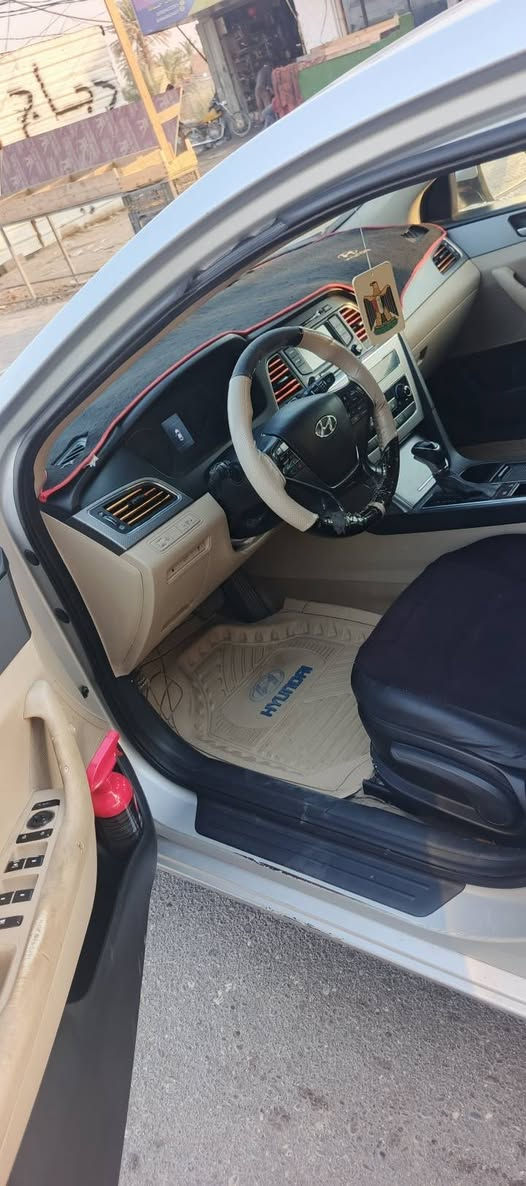 سوناتا خليجي موديل 17 رقم  مثنئ انگليزي بسمي محرك 2400 دوش بيه صبغ جاملق وبنيد بيع مستعجل  السعر 128 
رقم مبايل *********** مكاني السماوه الرميثة
