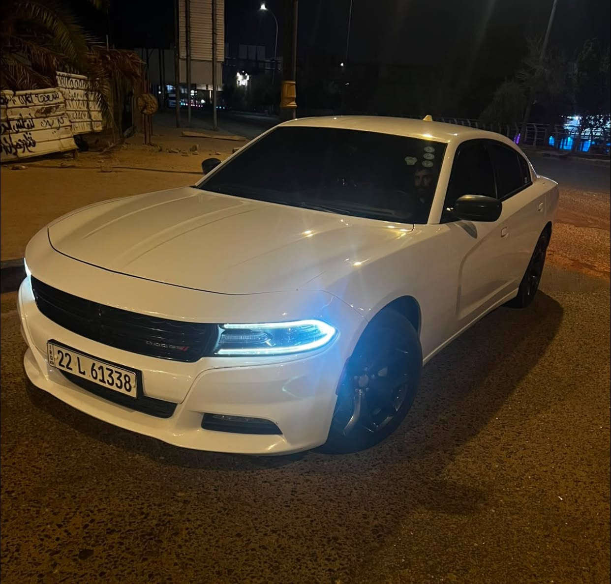 السلام عليكم  
جارجر      SXT
محرك   :     3600   6 سلندر 
2019     اصل 
وارد كندي   عداد السرعة 260
مكفولة من الصبغ و لتبديل و الضربة
بيهة مكانات زغار بارد فقط
ماشية 77 ميل  
رقم اربيل  باسمي  هزة جديدة  
تضليل 80%  بلسنوية 
السيارة جديدة كلش  سبير مانازل 
احلى بهواي من الصور 
السعر     240$     وبيهة مجال بسيط 
 مكان السياره بصره 
***********  وتساب فقط

