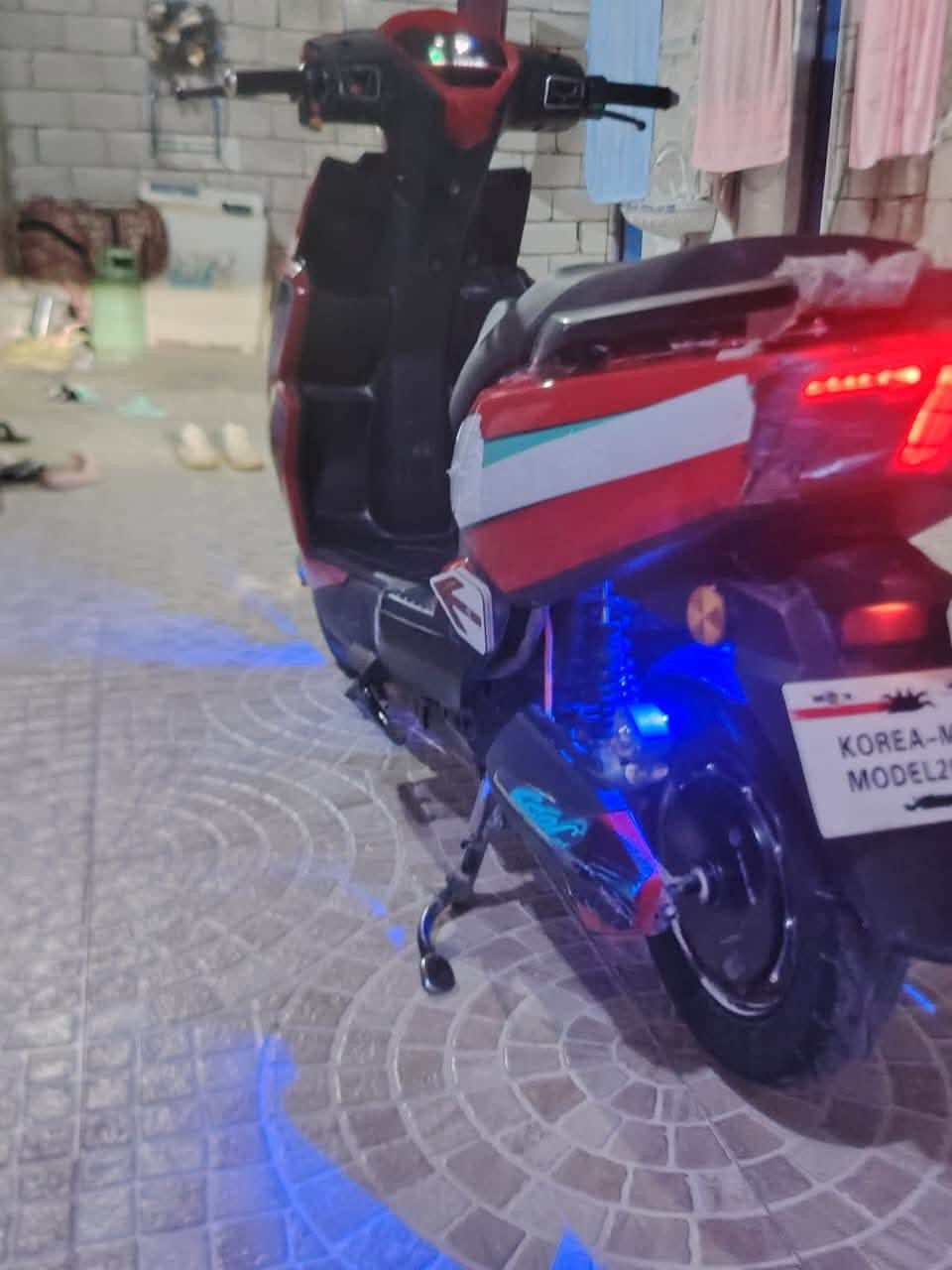 شحن سكنس مكفوله مامفتوح برغي بيها دراجه جديده السعر 700 وبيها مجال عنوان البصره رقم الهاتف *********** فقط واتساب
