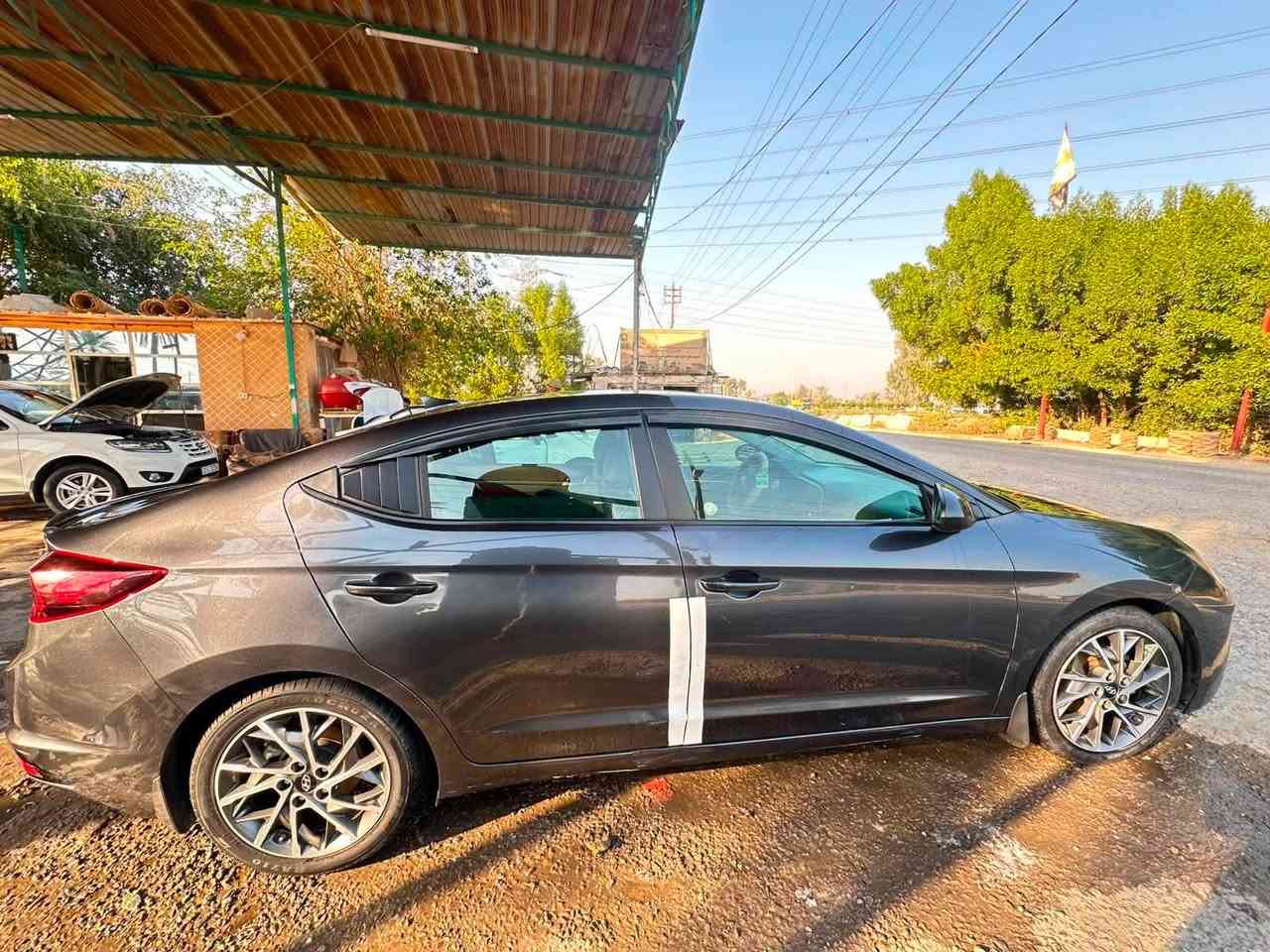 سلام عليكم النترا 2020 امريكي محرك 2000 دوش  وگير اي تي مو سيفيتي  تبريد ثلج داخل كلش مضيف بيها مكانات صبغ بدون داخل شرط السونار مواصفات  رادار جانبي   تحكم ستيرن  تحديد مسار انضمه قياده بعد بيه هواي مواصفات السياره كلش جديده استخدام شخصي ماشيه 79 ميل 
رقم اربيل باسم شركه تريد تحويل او وكاله  
مكاني كربلاء طويريج 
السعر 112$ مجال بسيط 
للاستفسار
***********
