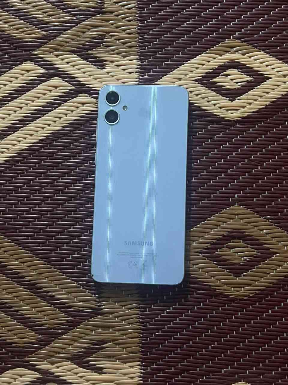 📱 جالكسي A05 للبيع
المساحة: 256 جيجابايت
​الحالة: ممتاز بحالة الجديد، خالي من العيوب
​الملحقات: كامل الأغراض والعلبة الأصلية
​السعر: 75 ألف دينار
​📍 المكان: بغداد - الحرية الأولى / شارع باتا - فرع دكتورة انتصار يم صالون إيفا
📞 للتواصل: ***********
​الإعلان مكتمل وجاهز للنسخ والنشر مباشرة! أتمنى لك بيعة سريعة وموفقة.
