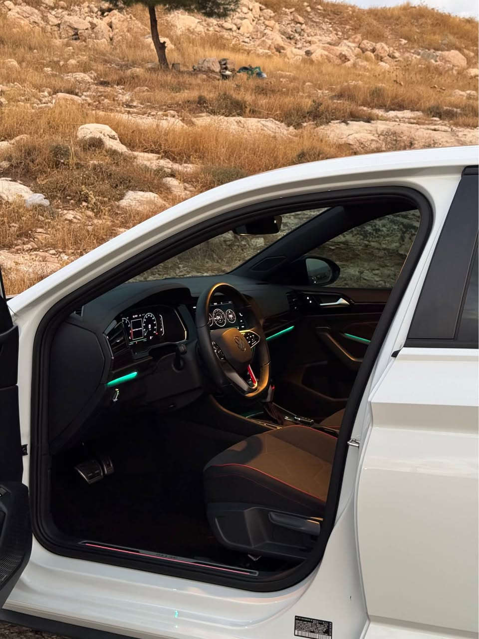 جيتا GLI • ٢.0 تيربو • وارد أمريكي
