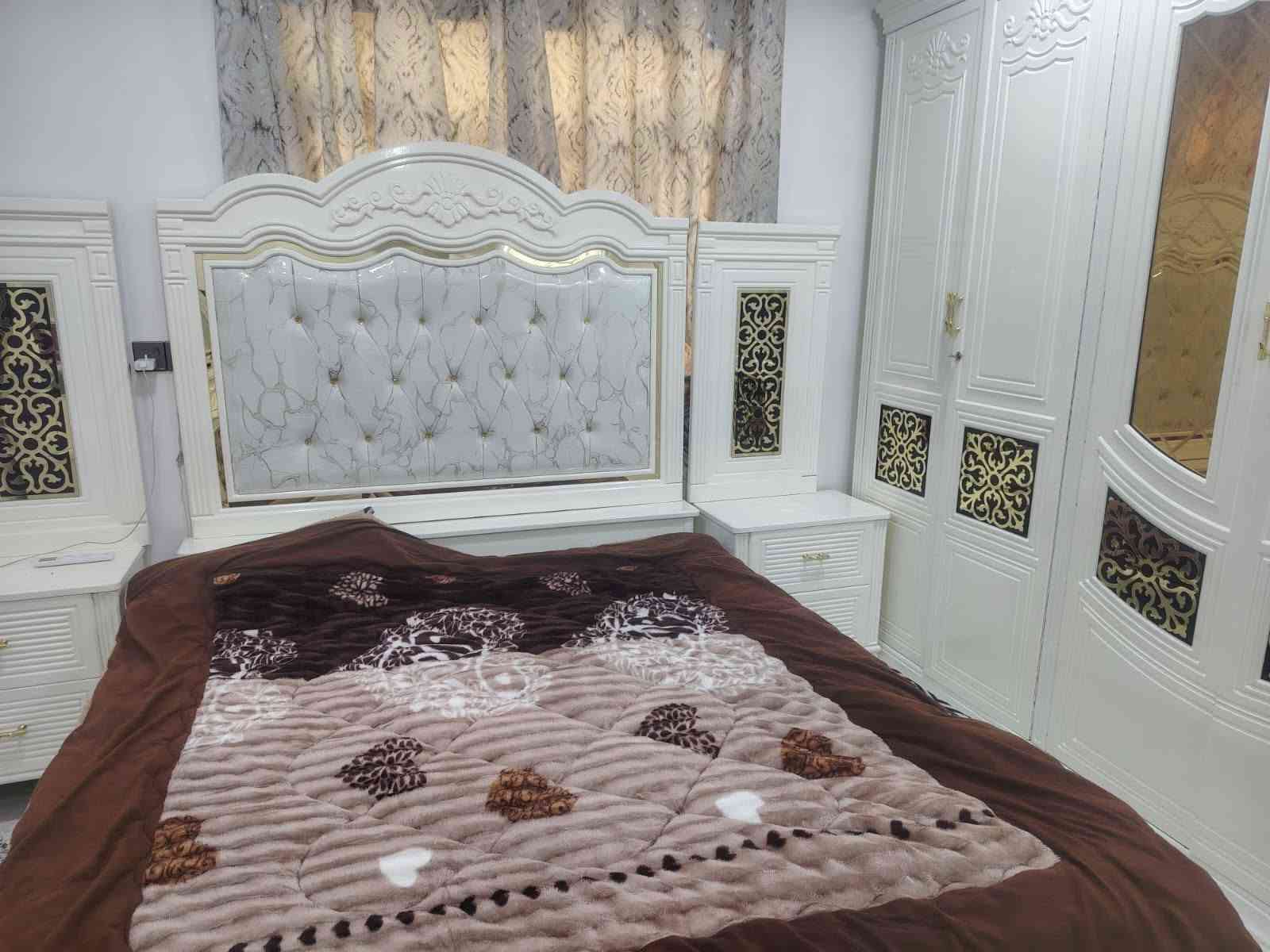 السلام عليكم غرفه مستخدمه 20 يوم عنوان واسط العزيزيه شارع التربيه يوجد واتساب ***********
