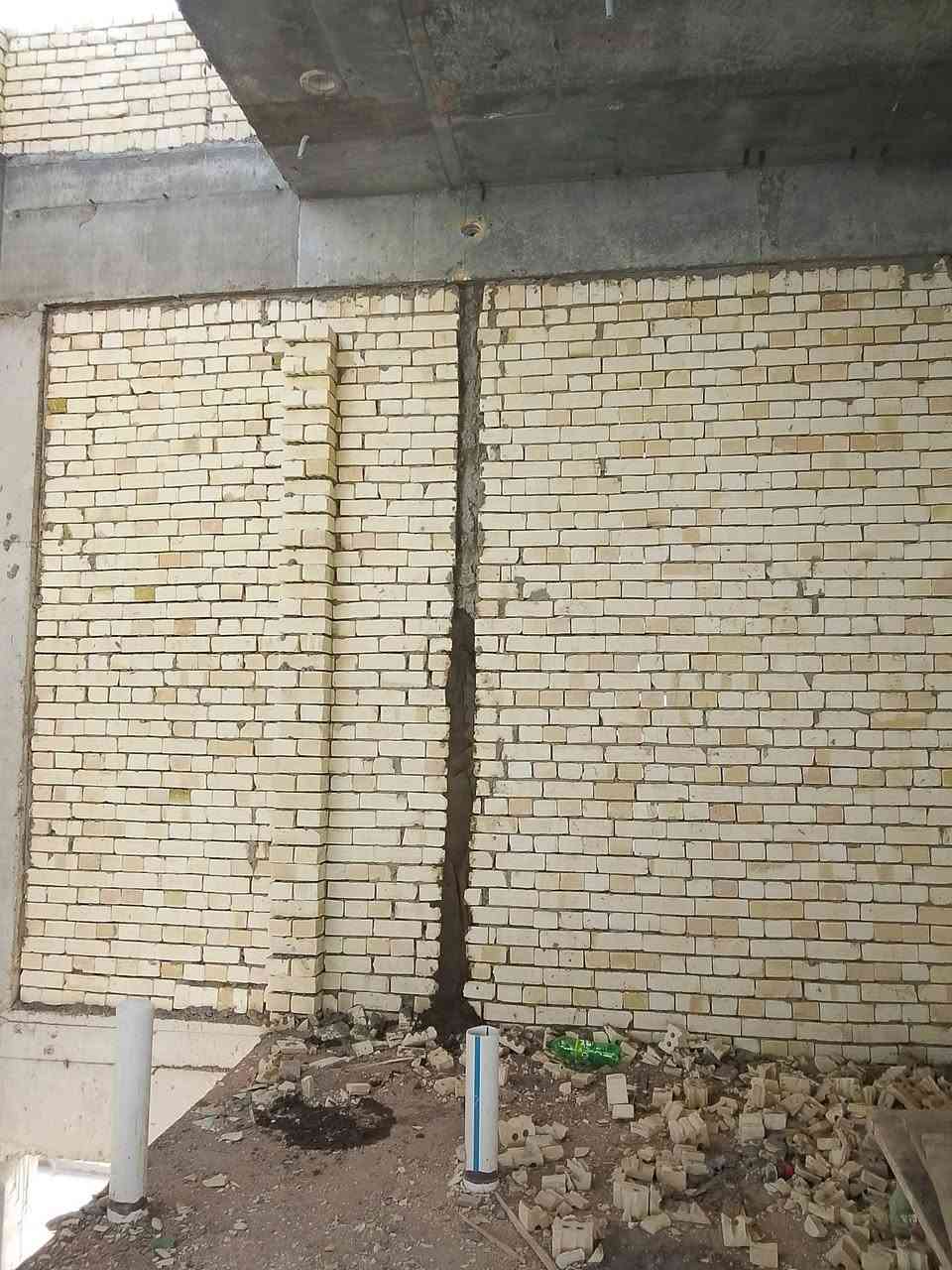 كادر بناء مصري شغل درجه اولى استلام مهندس مقيم في بغداد الجديده وهذا رقم ***********  وبي واتساب
