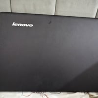Core i7-5500U • رام ٨GB • ٢٥٦GB SSD