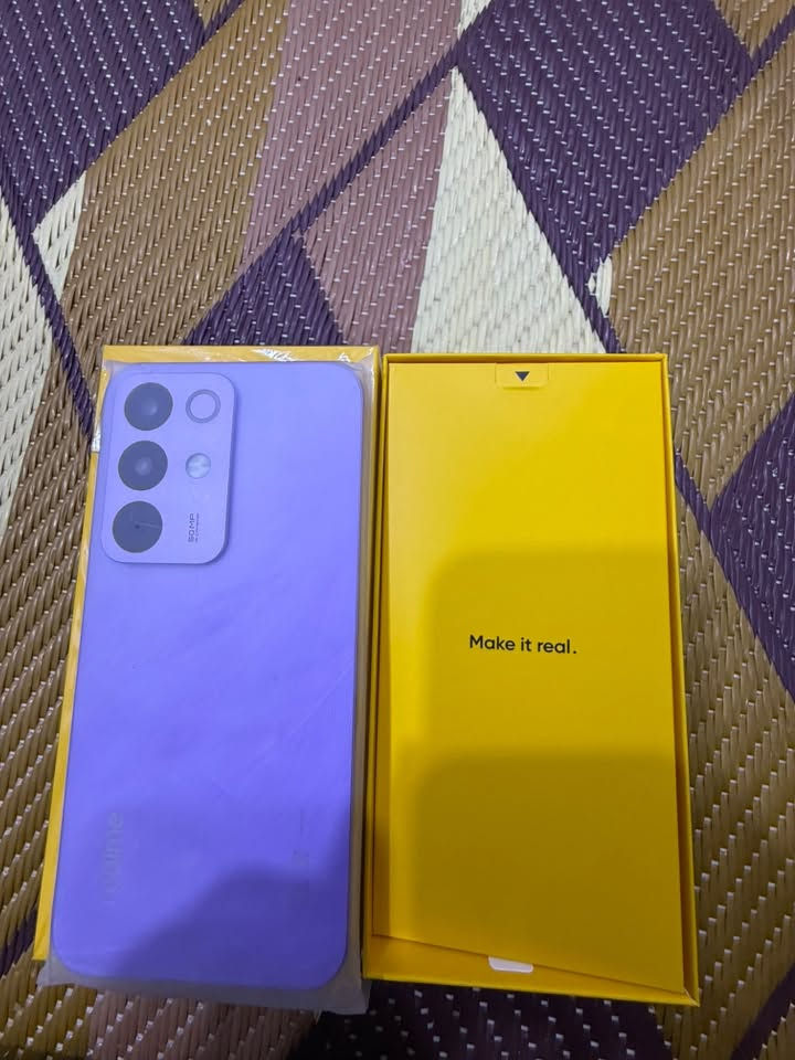 الشاشة: AMOLED بحجم 6.8 بوصة، بدقة FHD+ ومعدل تحديث 120Hz.
المعالج: Snapdragon 685 (4G).
 الذاكرة: رام 6/8 جيجابايت مع تخزين 128/256 جيجابايت.
 الكاميرا: خلفية 50 ميجابكسل، وأمامية 8 ميجابكسل.
 البطارية والشحن: 7000 مللي أمبير مع شحن سريع 45 واط.
 المقاومة: حماية فائقة للماء والغبار معيار IP68/IP69K ومتانة عسكرية.
 المميزات: بصمة تحت الشاشة وإضاءة إشعارات خلفية RGB (بدون منفذ 3.5 ملم).
السعر٣٥٠وبيه مجال موبايل جديد مال اقصاد مراسله على رقم ***********
