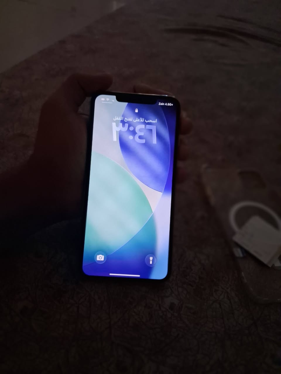 سلام عليكم
جهاز 11برو ماكس فول نضافة ذاكره 256 بطاريه 77 بلاديه فيس ايدي شغال الجهاز نضيف كلش اخو البلادي مبدل فقط كلاسه فقط كلاسه السعر 300  بي مجال حك الجيه 
للتواصل فقط عل رقم ***********

