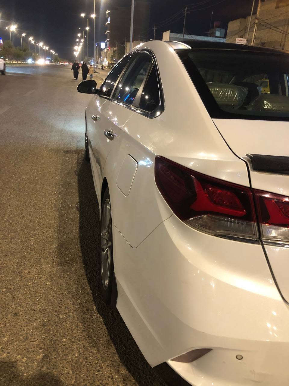 السلام عليكم
سوناتا للبيع موديل 2018 خليجي
فول مواصفات واحد على واحد
مكينه وگير مكفوله  السياره خير من الله مالت بيت
بيها حادث الباب الخلفي والجاملغ الأمامي وايرباك مثل ما موضح ب الصوره
السياره معروضه 140 وبيها مجال
*********** بي واتساب
