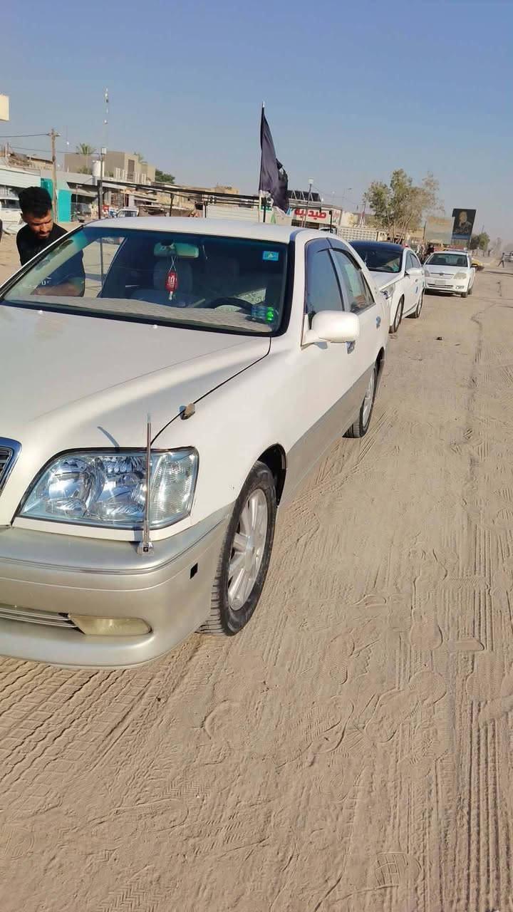 اسلام عليكم ملكه مديل 2003رقم انكليزي مداور ثاني يوم كركوك تسجيل قديم قرار 48 مداور ثاني يوم دكمتين كرستال  اصل حورت جوه نجف وضفيره نجف برده خلفيه بلاديه ادامه كامله جديده مشط ومحرك وامبار ودواخل ومنضومه 🥶ثلج تبريد كله جديد شاشه اندرويد وشاشه بلاديه كرستال  بانزين محسن سياره ترتيب فول جاهزه مبيه كل نقص سياره احلا من صوره  محرك ديفور صغير شاصي 71 وتعال وقنع واخذ امراوس هم ترهم عادي اي استفسار مراسله الصفحه او واتس اب او الاتصال ***********

نص مكتوب في الصور:
- ٢٠١٦ / ٢٢٠,٠٠٠ ١١٠,٤٠٠ ص