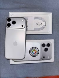 Iphone 17 pro max 512 silver مفعل يوم واحد فقط    نسخة الشريحة فعلية و...