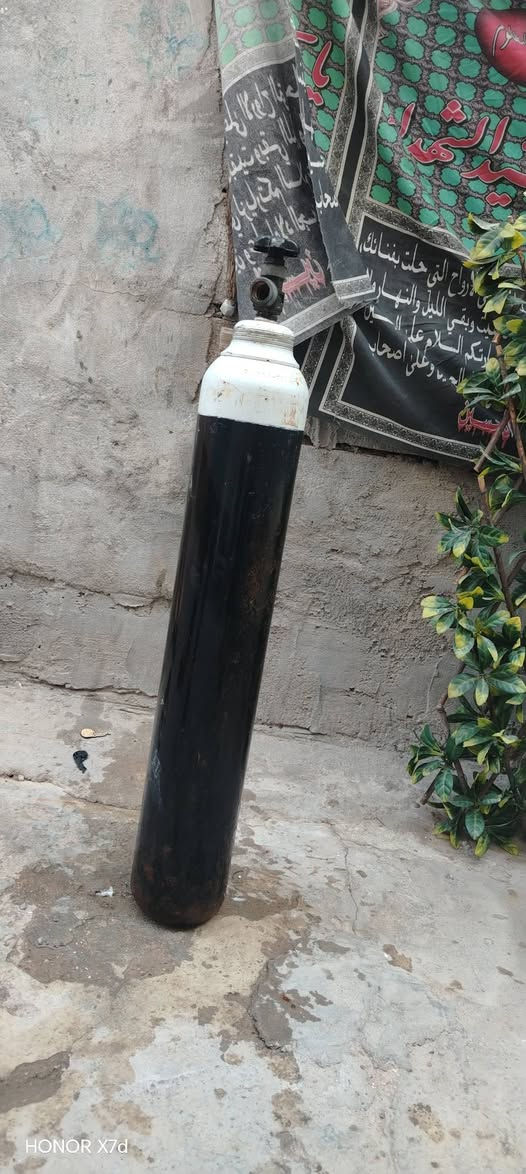 سلام عليكم تورج للبيع وبطل اوكسجين مكان بصره ابو الخصيب ***********

نص مكتوب في الصور:
- HONOR X7d