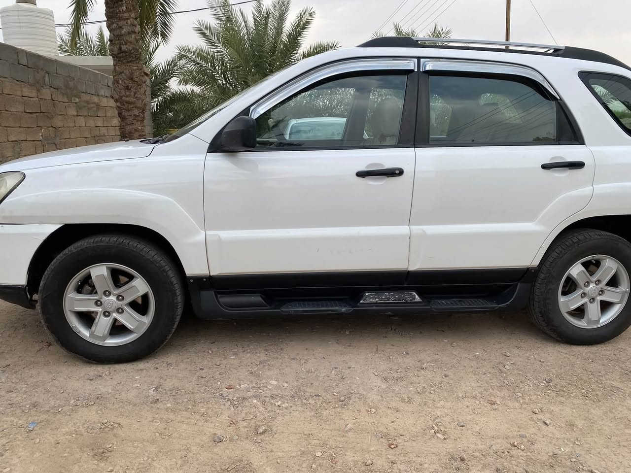 سلام عليكم 

سبورتج. ٢٠٠٩ وارد خليجي بيه قطعه صبغ وبارد قليل  ١٠٥ مكان واسط الكوت. ***********
